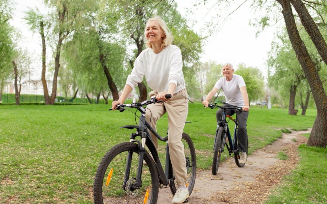 A couple enjoying a bike ride.
